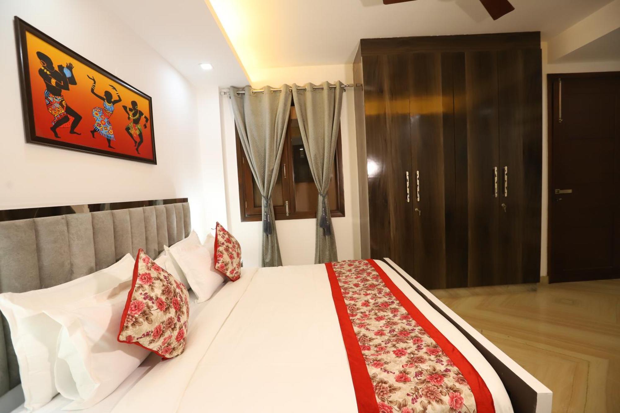 Crown Hotel Agra Near Taj Mahal Εξωτερικό φωτογραφία